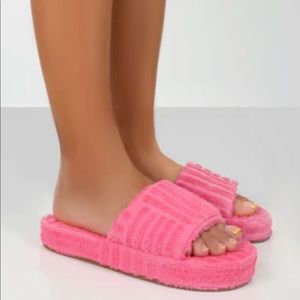 Giovanna Slippers 5-10